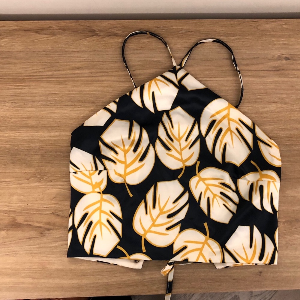 Missguided Hawaiian Crop Top.